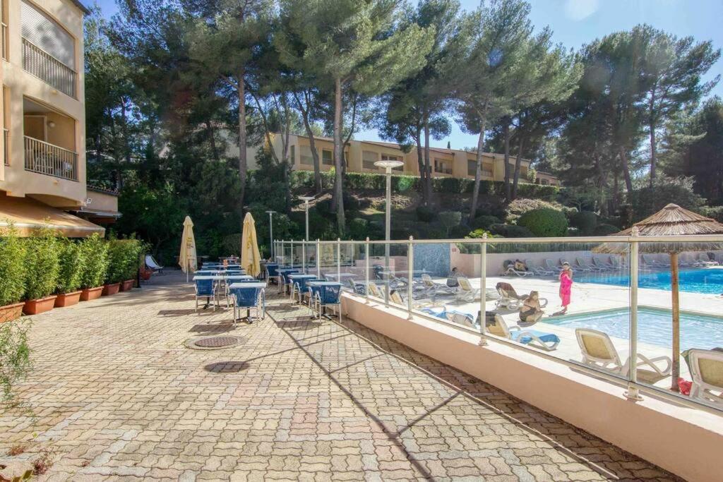 Appartement Piscine Tennis Acces Prive Plage Joia ซานารี-ซูร์-แมร์ ภายนอก รูปภาพ