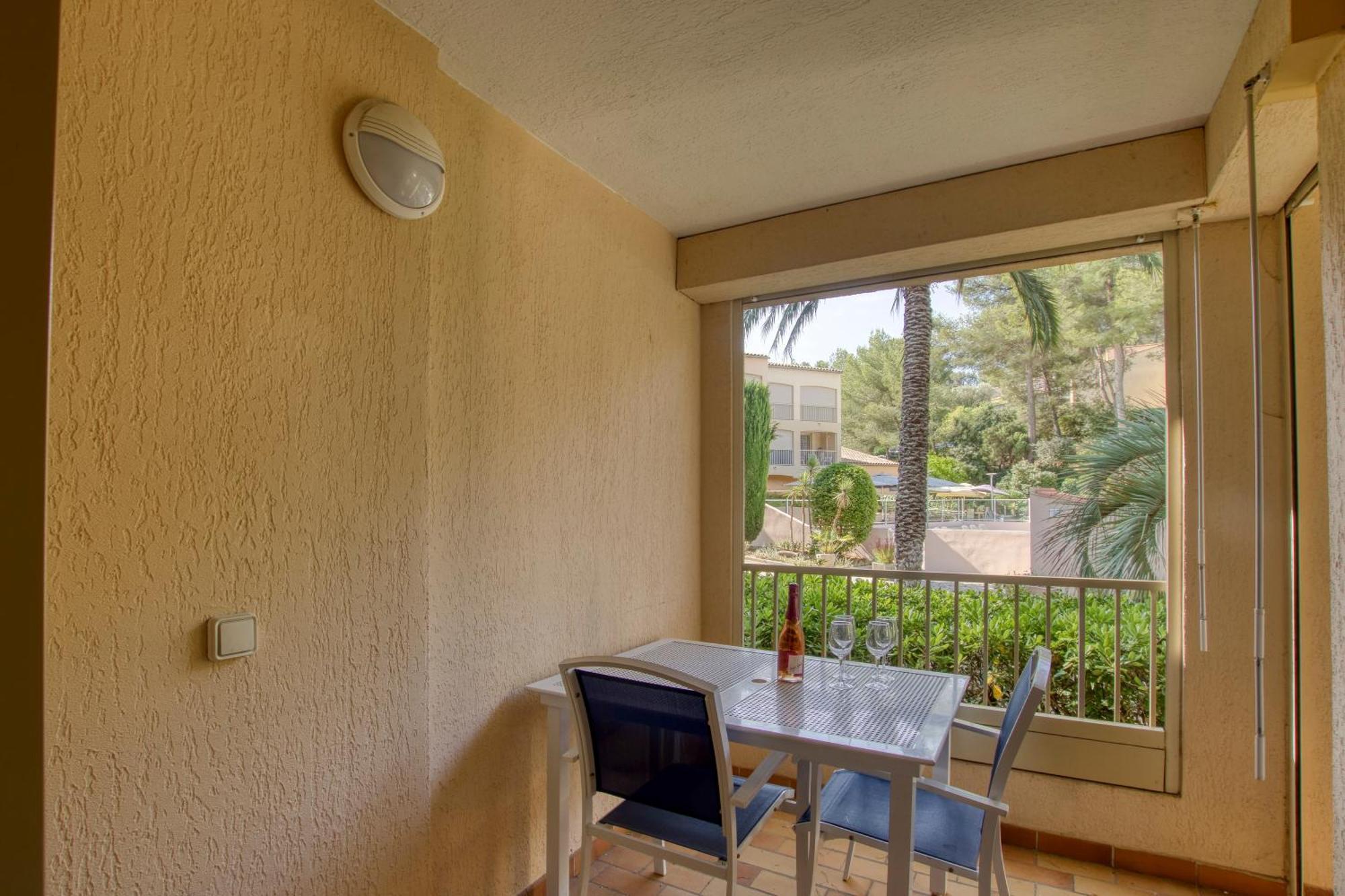 Appartement Piscine Tennis Acces Prive Plage Joia ซานารี-ซูร์-แมร์ ภายนอก รูปภาพ